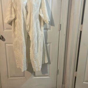 Elegant Cream Lace Women's Tunic